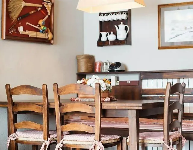 Semesterbostad Austen - By Cardi